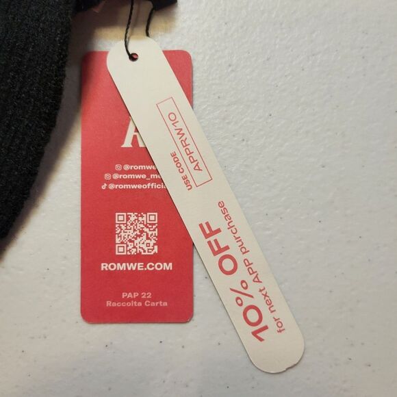 Romwe Black Sun Embroidered  Halter Crop Top Hippie Boho Festival NEW - Picture 7 of 11